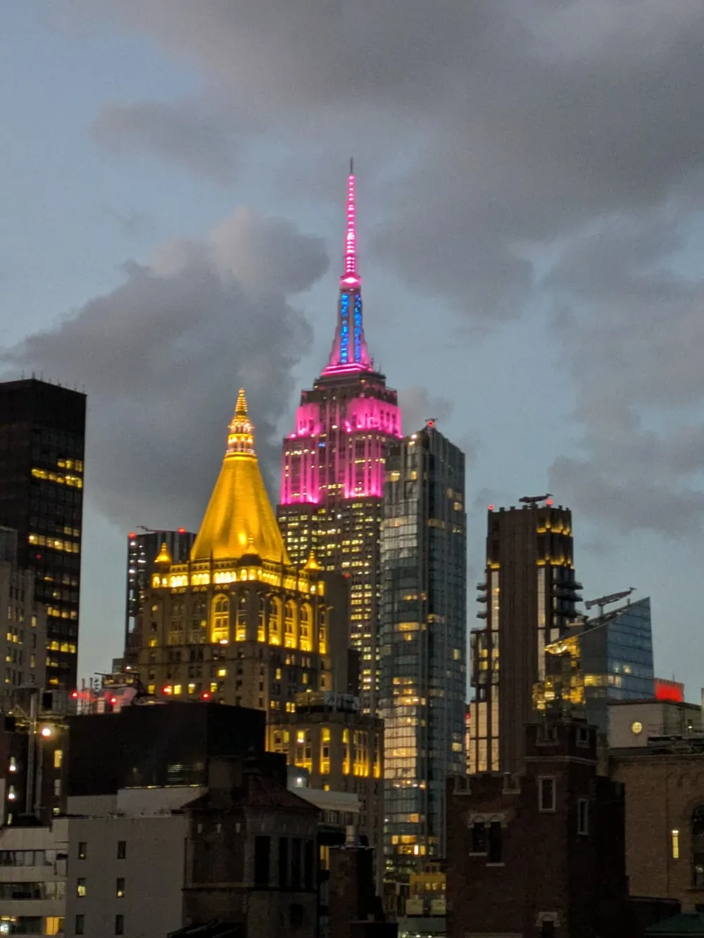 Ein Zuhause in New York – Skyline am Abend