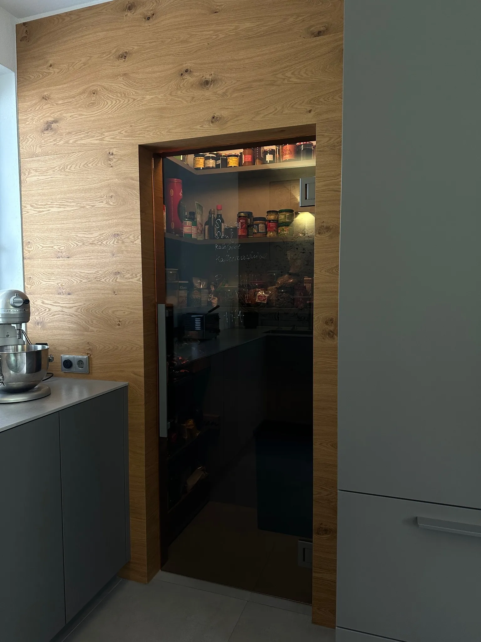 Charakter in klarer Form – Speis Holzrahmen